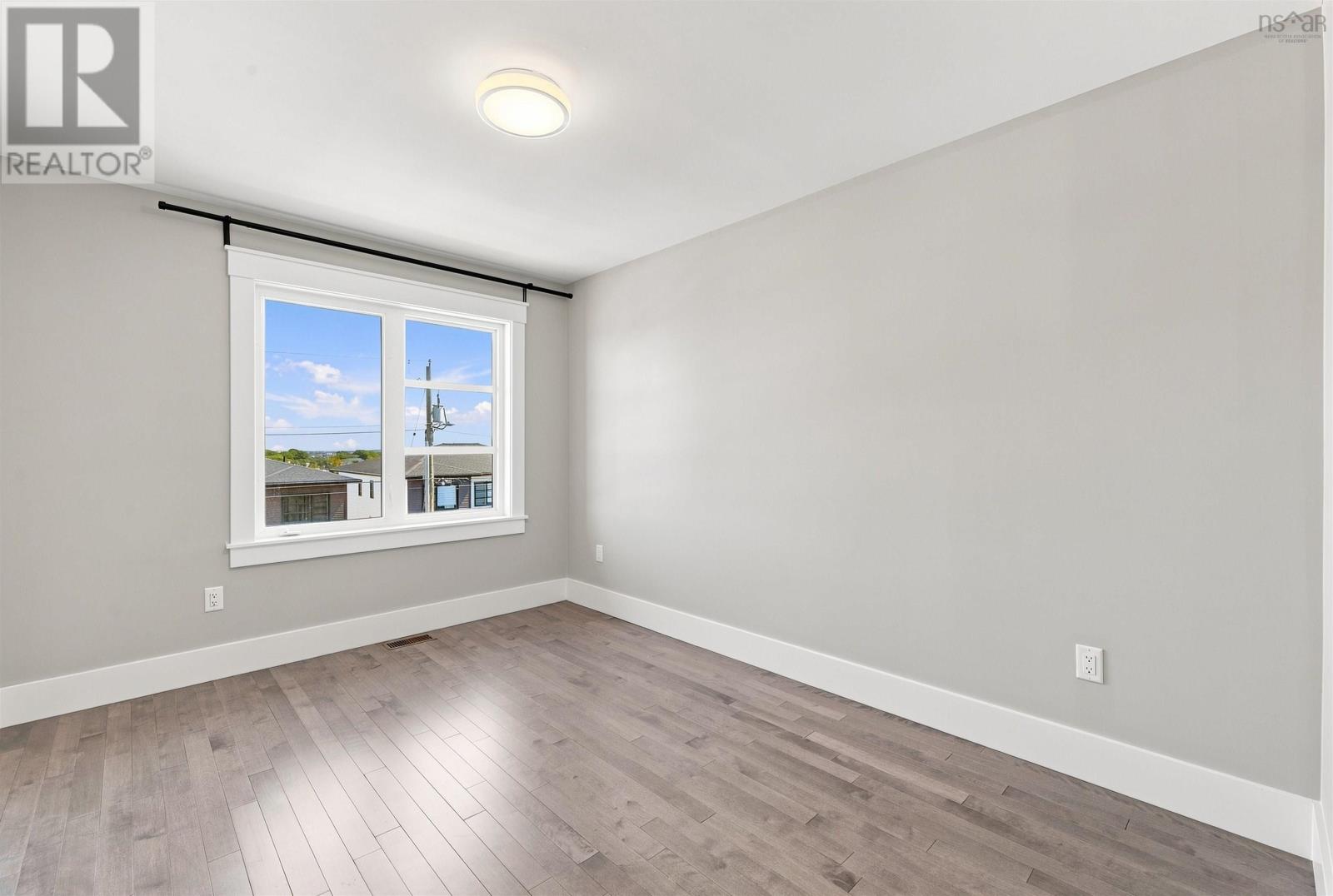 46 Grenoble Court Property Photo 39