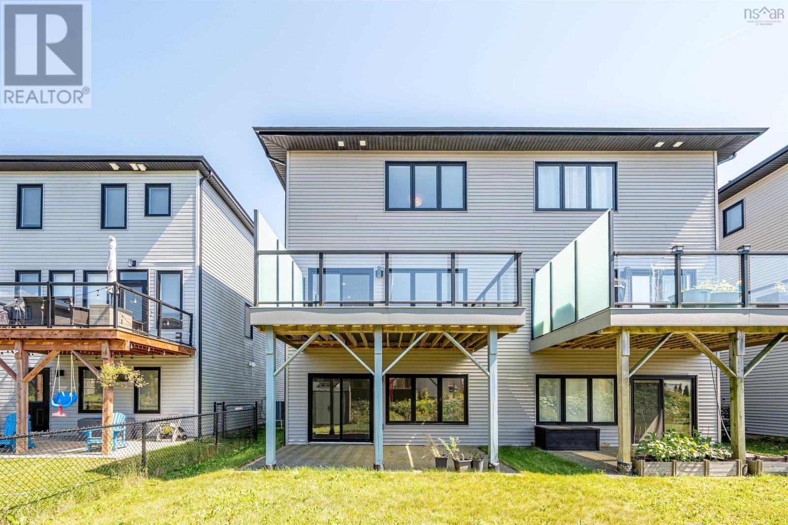 46 Grenoble Court Property Photo 49