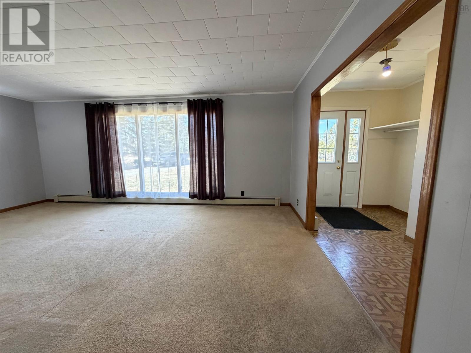 23596 Highway 7 Property Photo 14