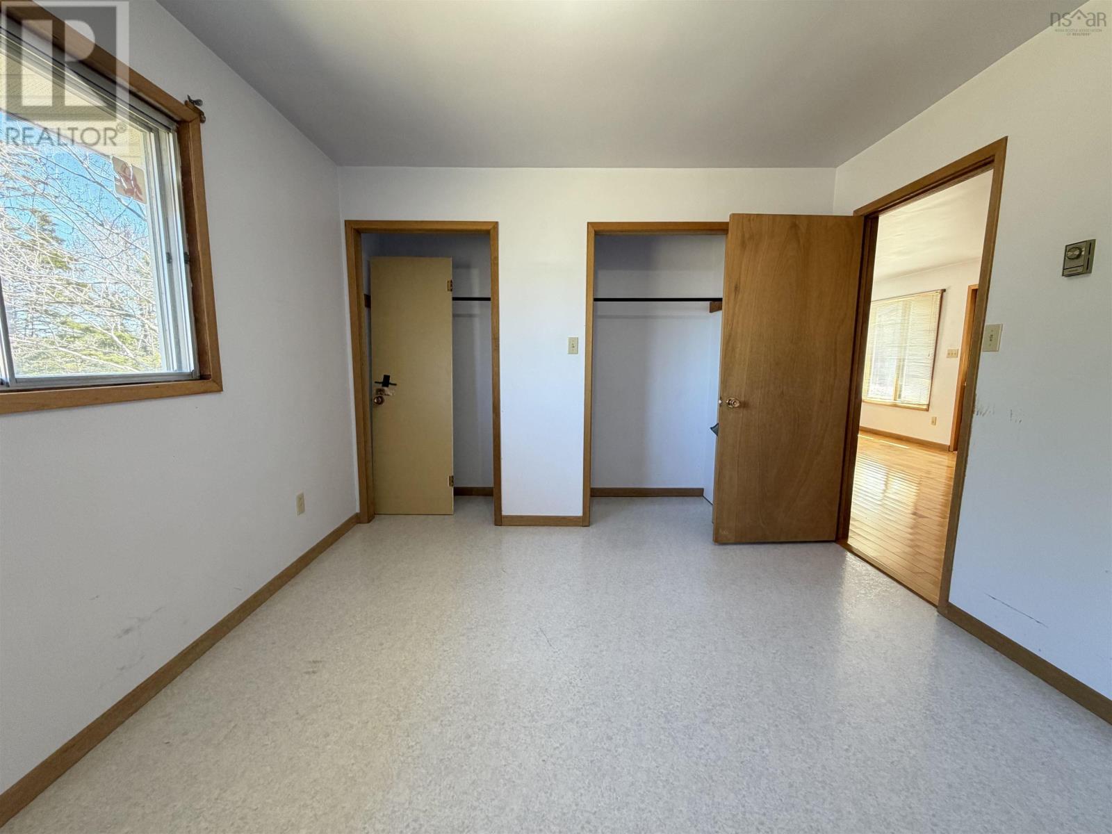 23596 Highway 7 Property Photo 38