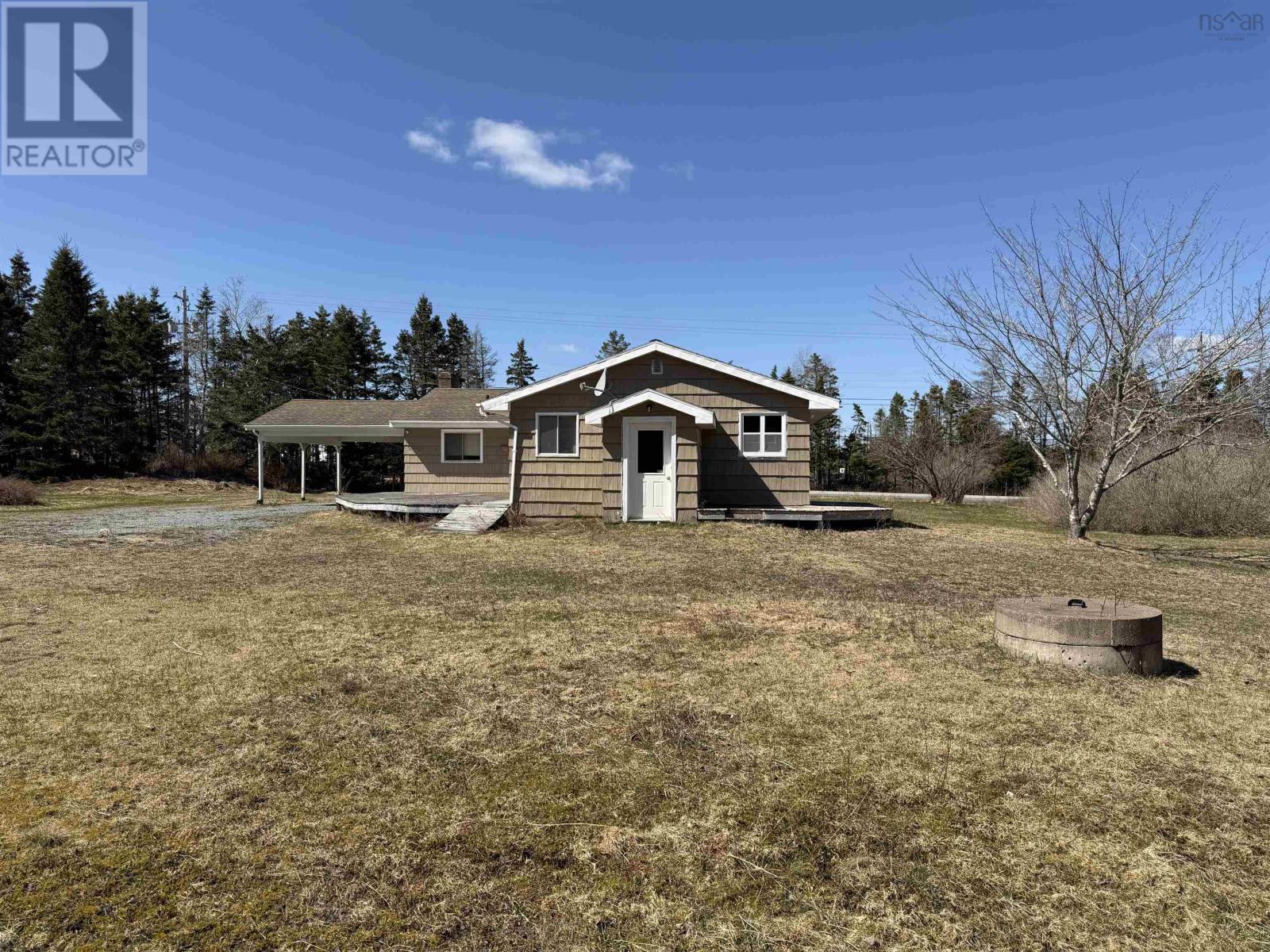 23596 Highway 7 Property Photo 49