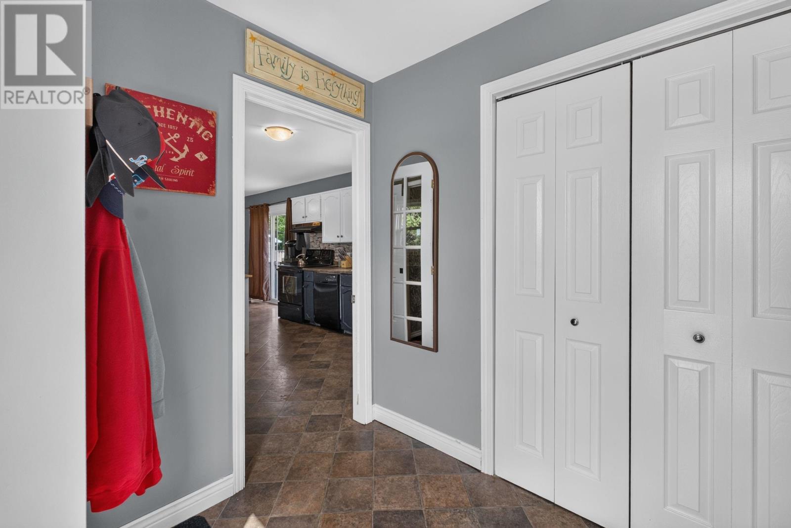 385 Macewen Road Property Photo 14