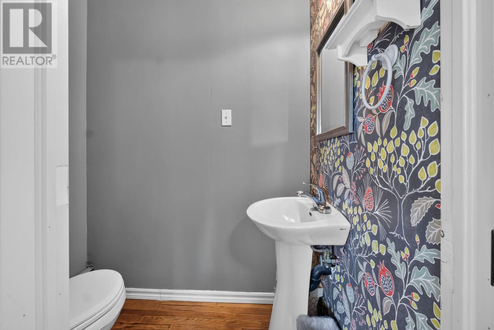 385 Macewen Road Property Photo 15