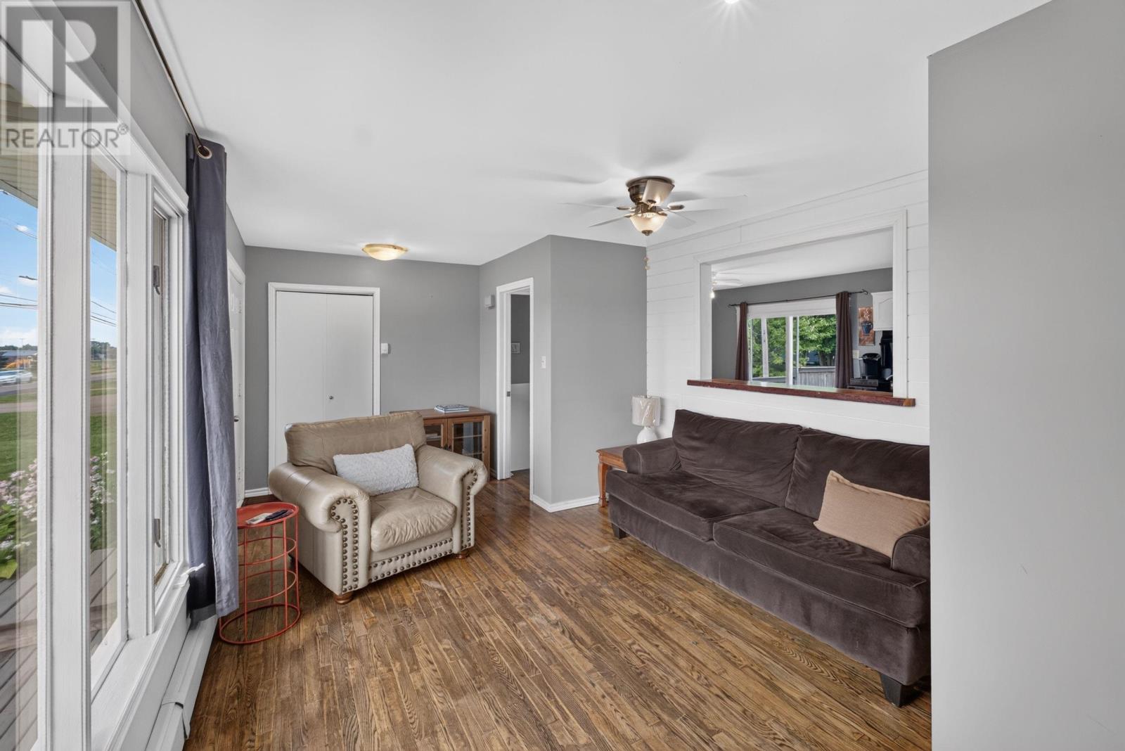 385 Macewen Road Property Photo 24
