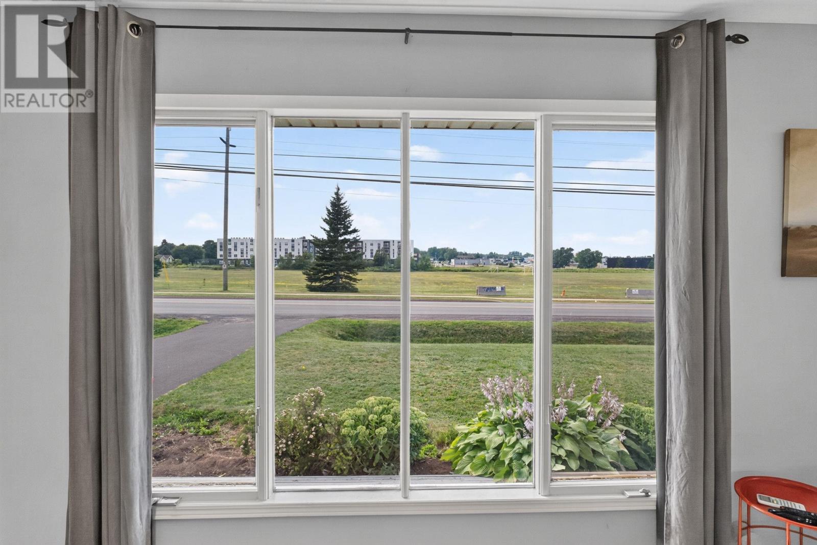 385 Macewen Road Property Photo 26