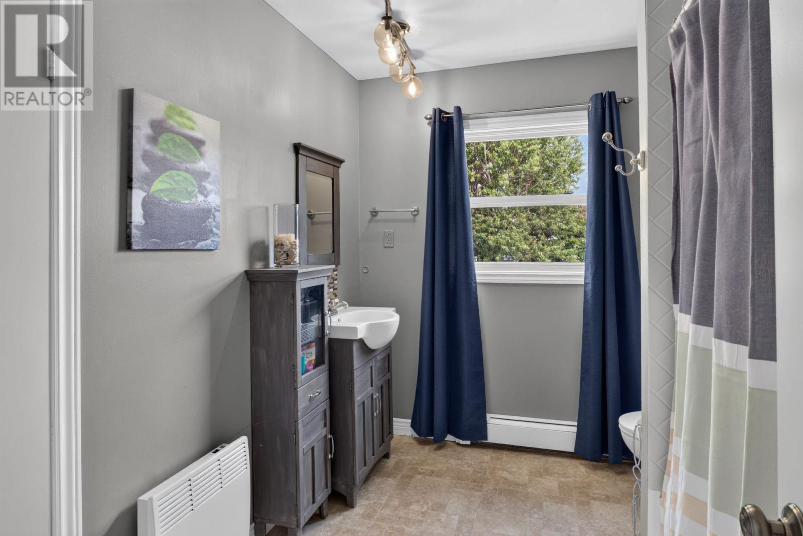 385 Macewen Road Property Photo 29