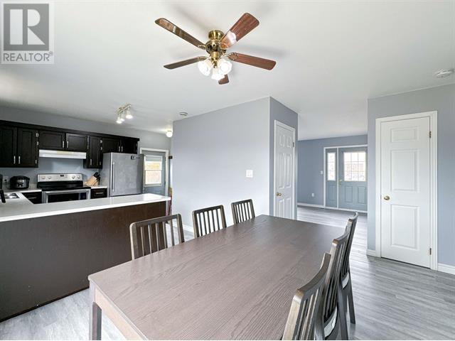 85 Andrew's Court Property Photo 8