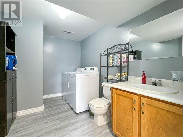 85 Andrew's Court Property Photo 18