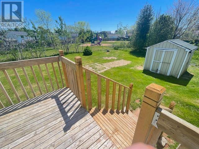85 Andrew's Court Property Photo 22