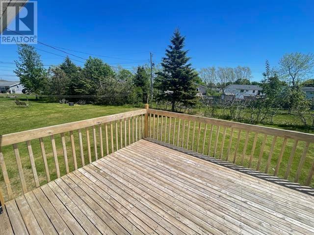 85 Andrew's Court Property Photo 23