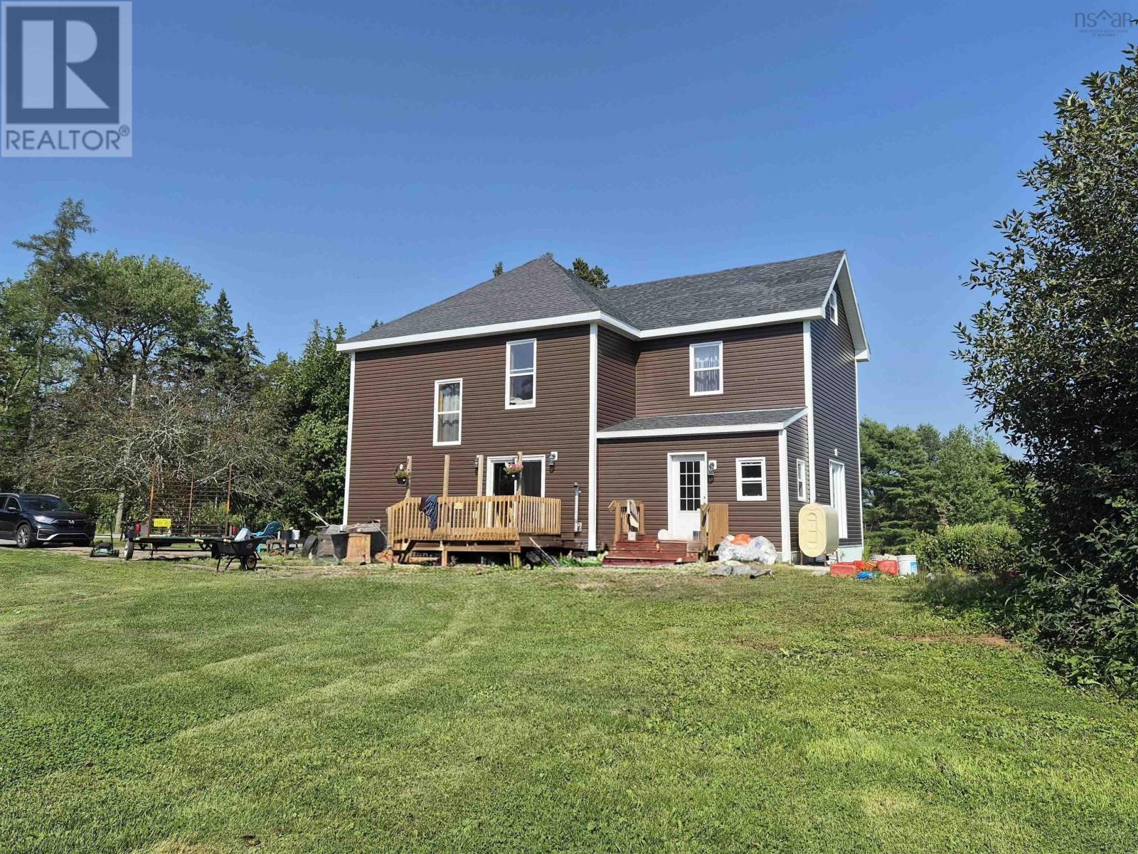 4486 242 Highway Property Photo 4