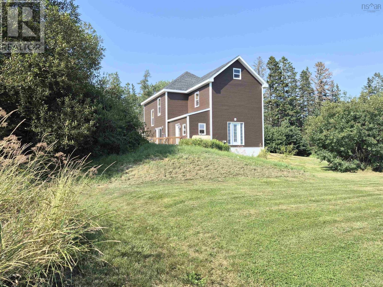 4486 242 Highway Property Photo 7