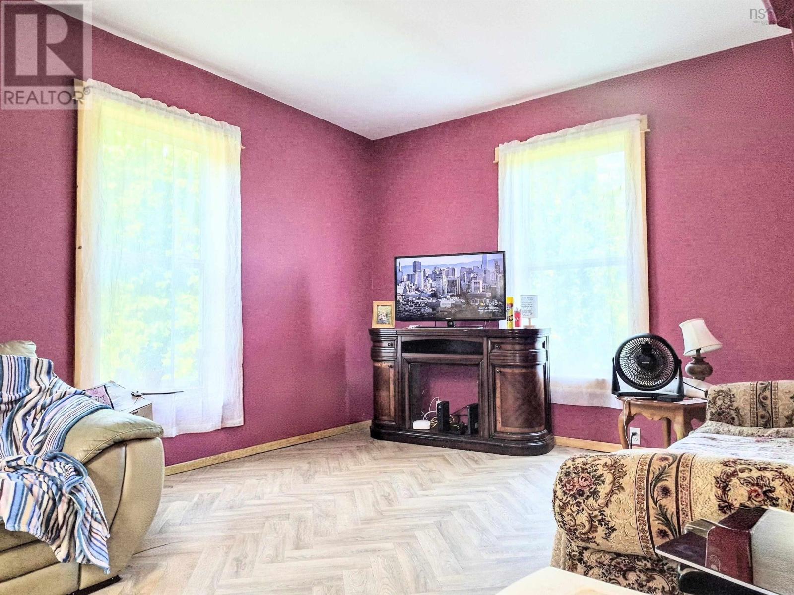 4486 242 Highway Property Photo 24
