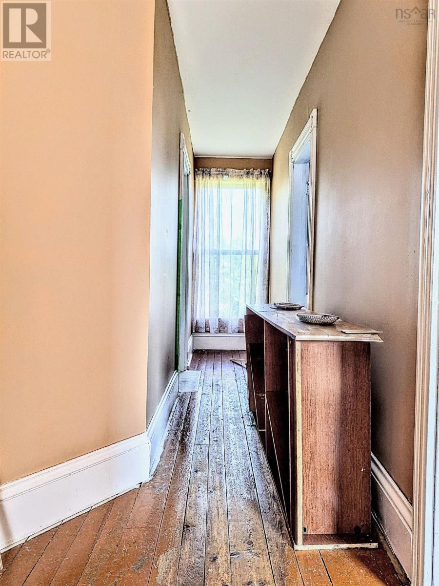 4486 242 Highway Property Photo 32
