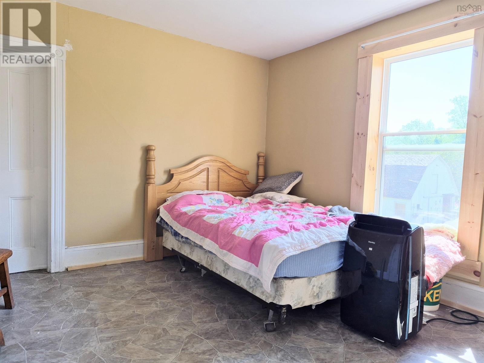 4486 242 Highway Property Photo 33