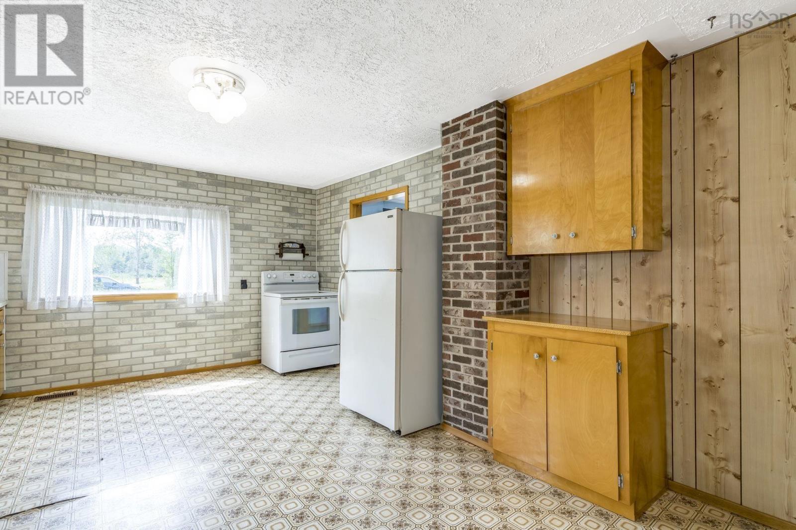 6016 Highway 354 Property Photo 11