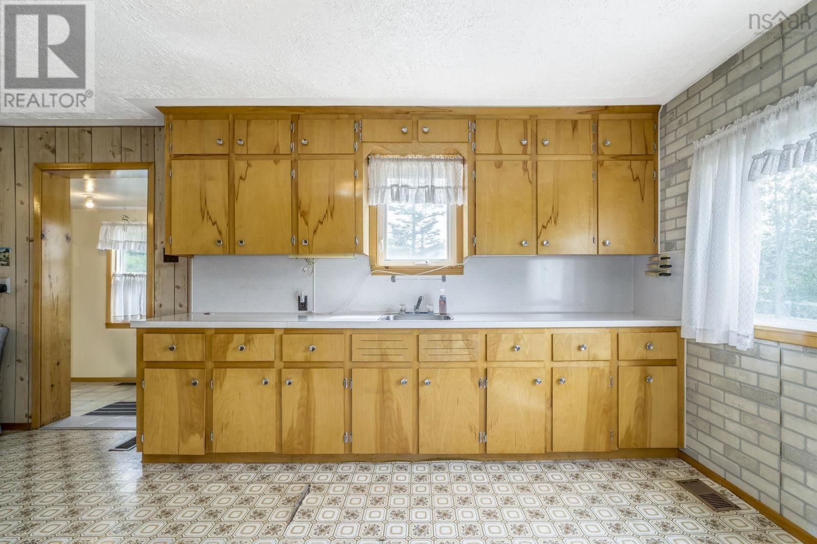 6016 Highway 354 Property Photo 12