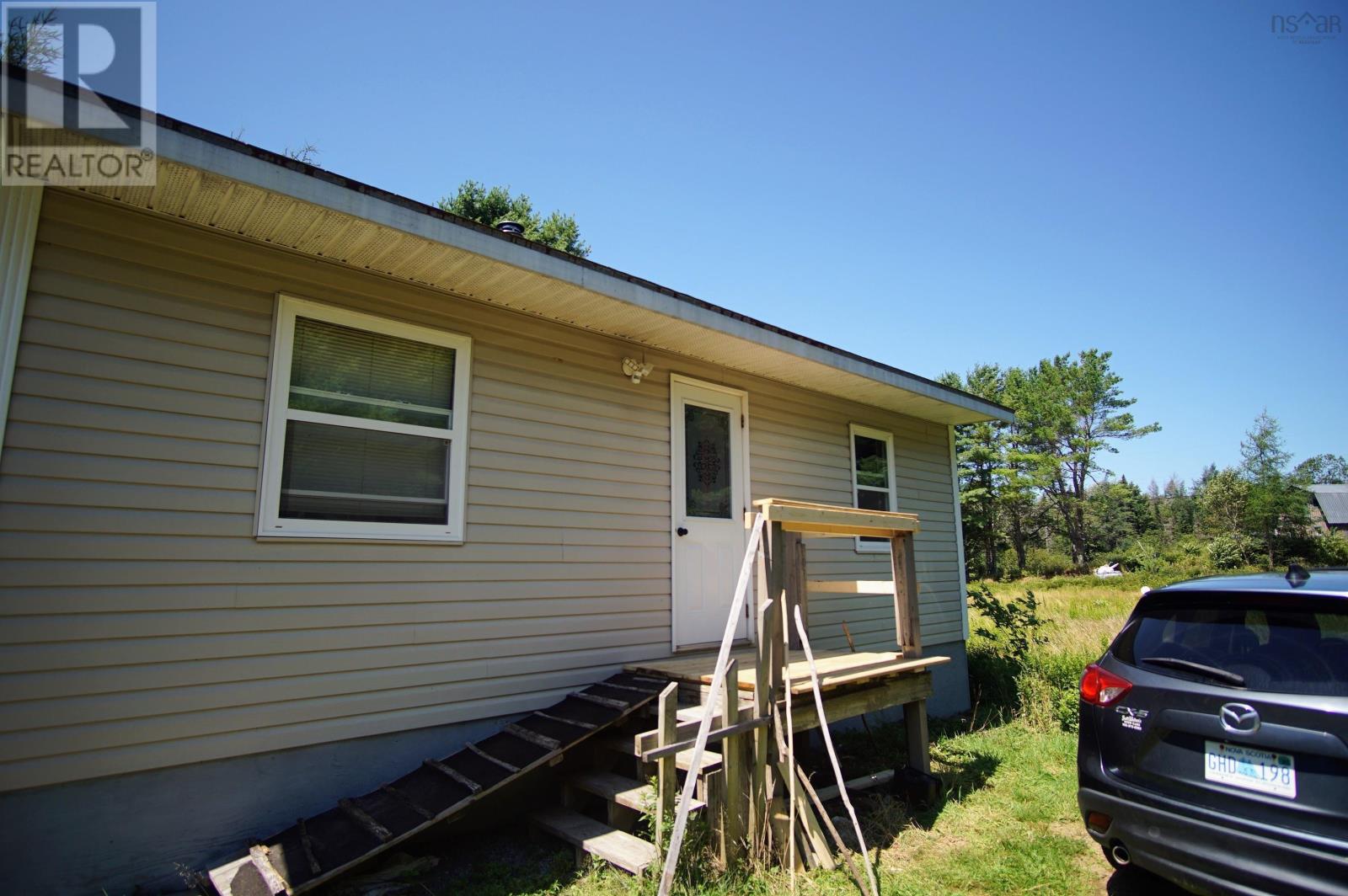 6816 Upper Clyde Road Property Photo 5