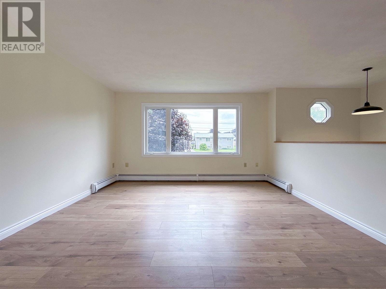 4 Abbey Drive Property Photo 5
