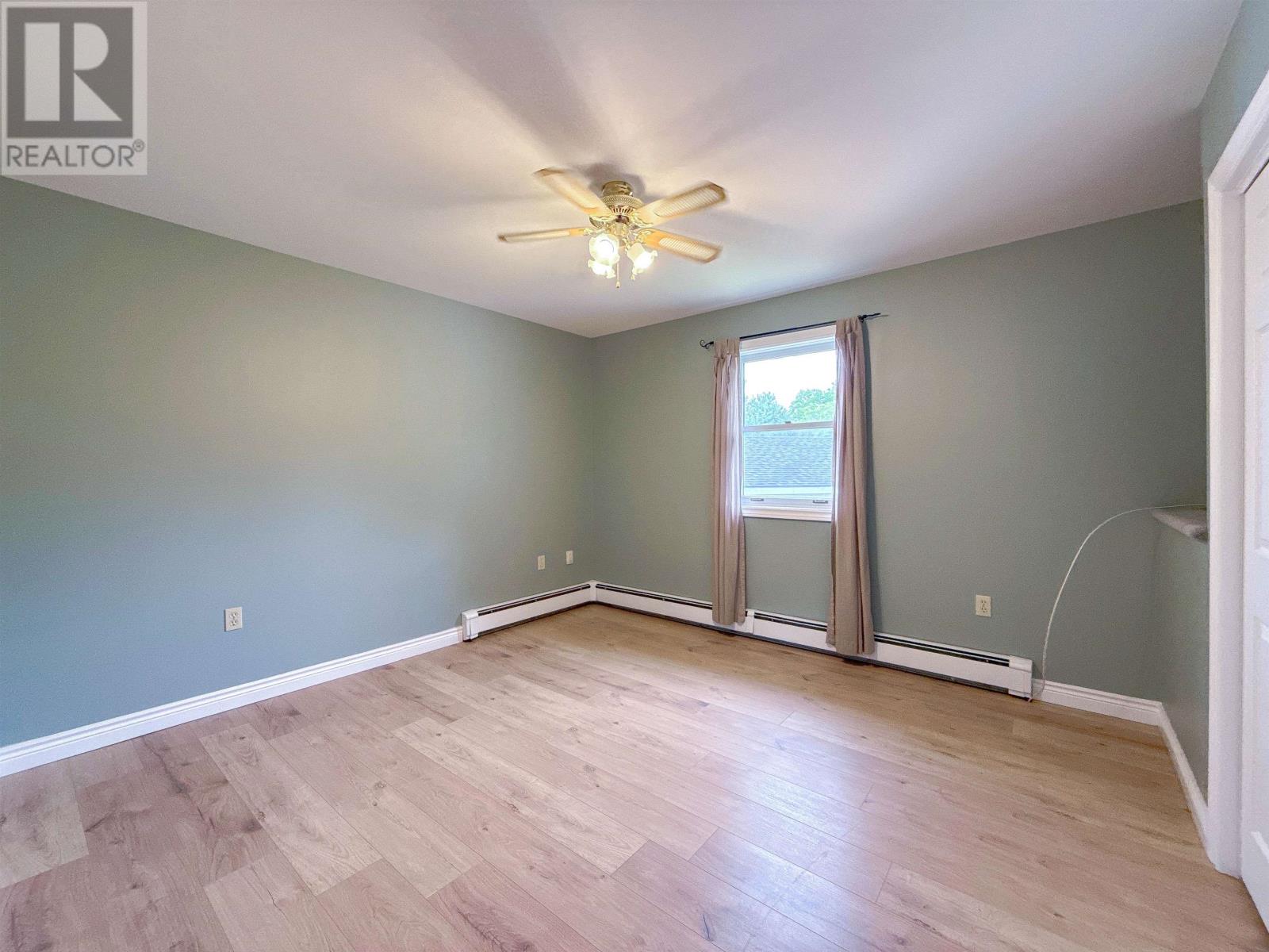 4 Abbey Drive Property Photo 16
