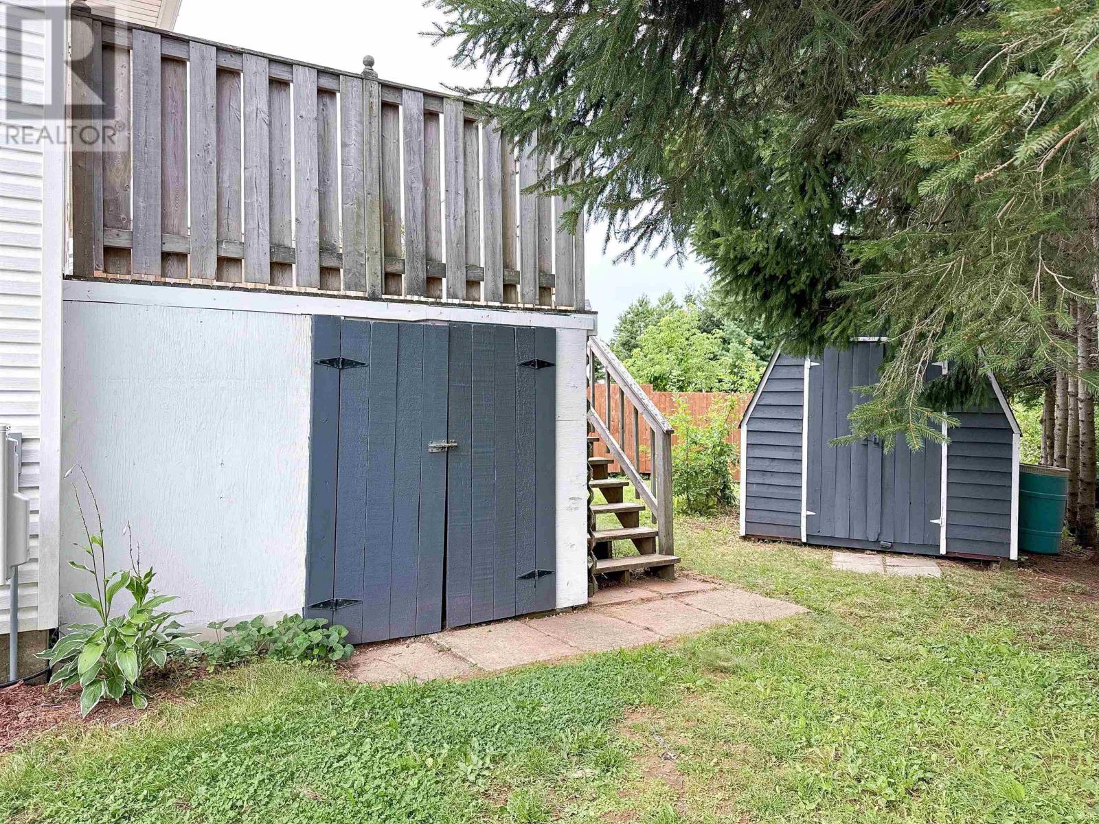 4 Abbey Drive Property Photo 32