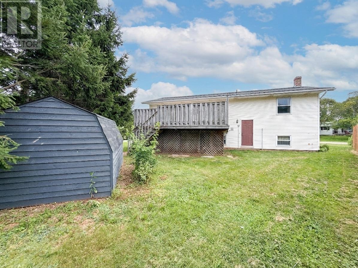 4 Abbey Drive Property Photo 33
