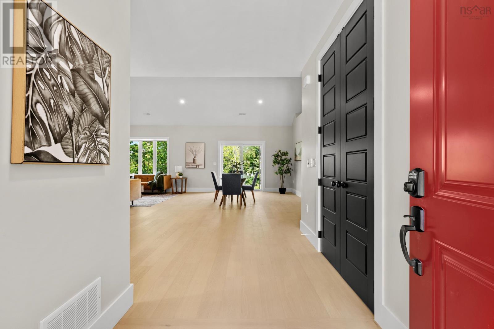 642 Bissett Road Property Photo 4