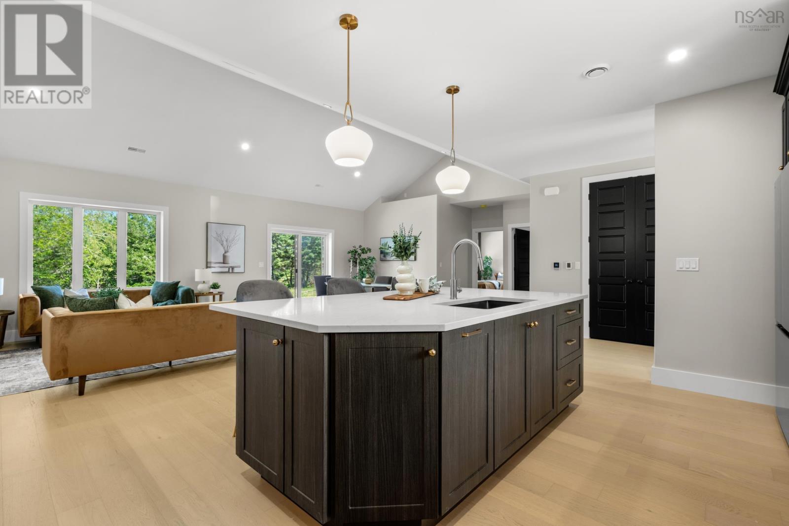 642 Bissett Road Property Photo 18