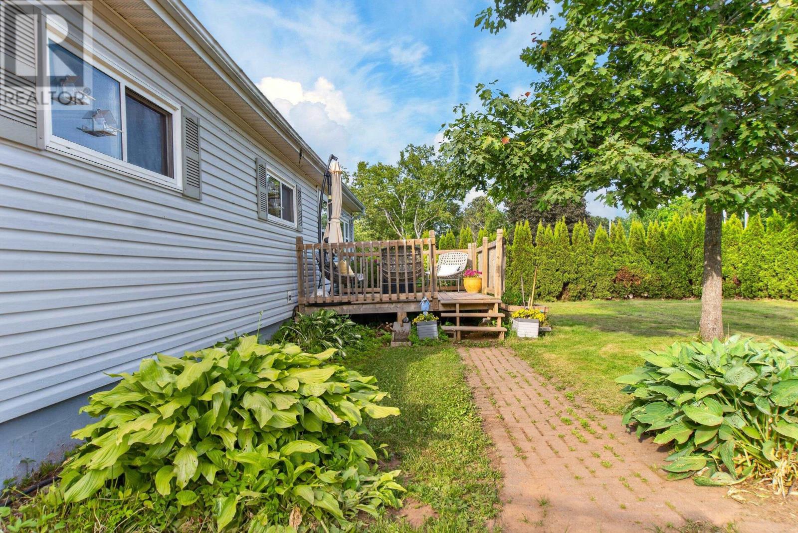 23 Lakeview Drive Property Photo 39