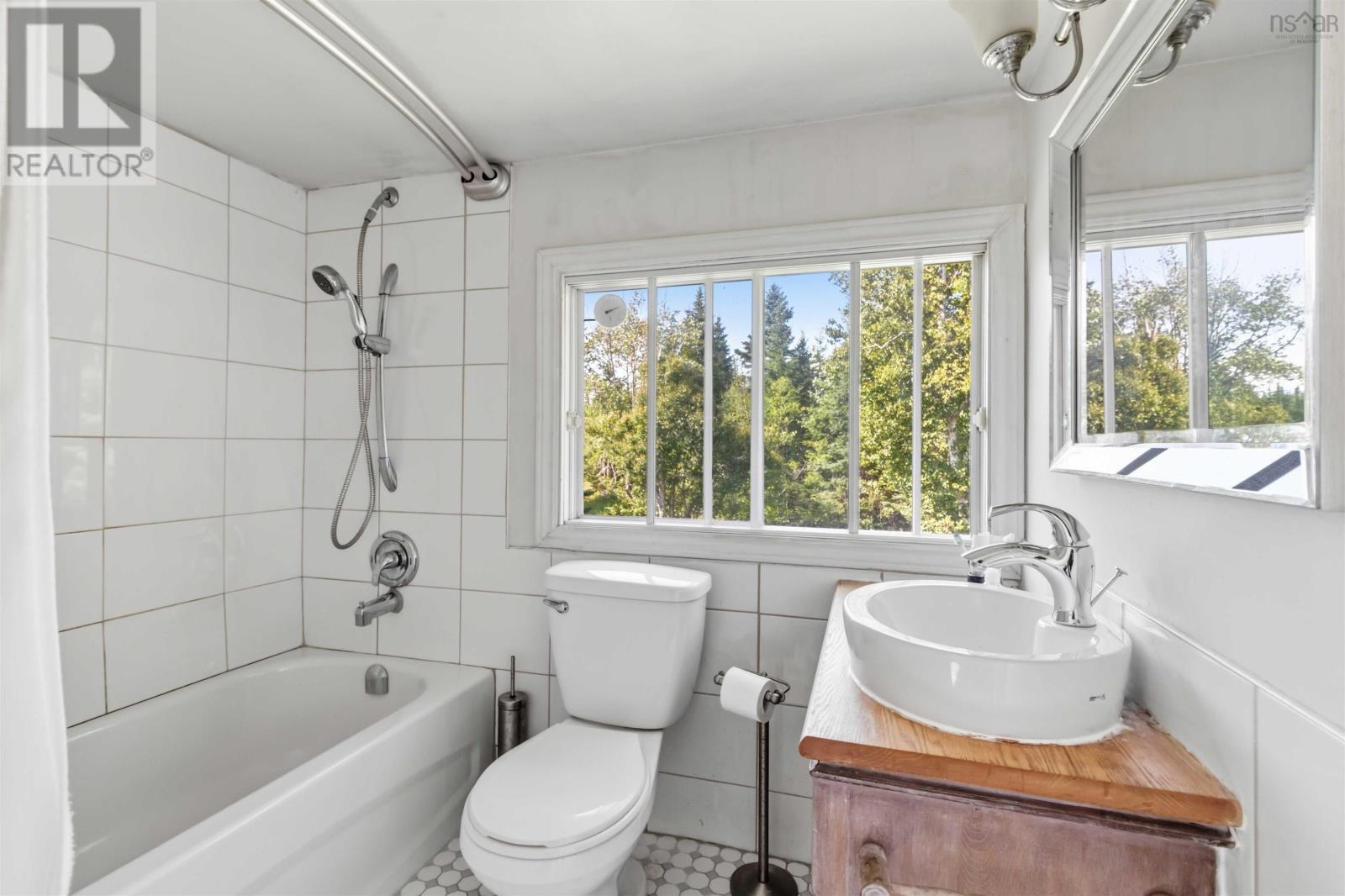 2559 Lawrencetown Road Property Photo 43