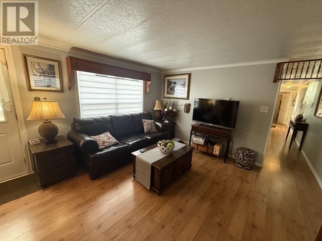 90 Evergreen Village Property Photo 7