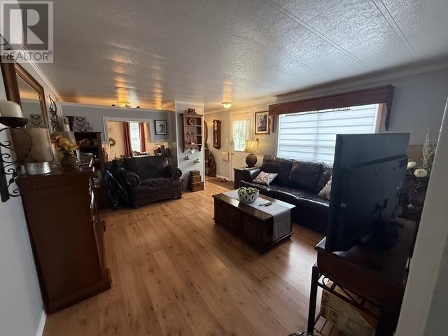 90 Evergreen Village Property Photo 9