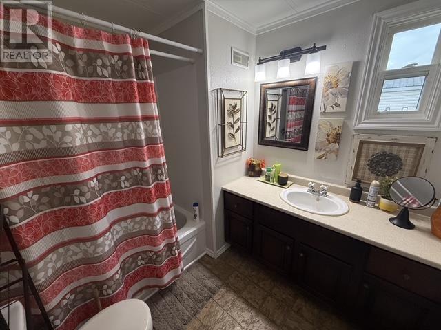 90 Evergreen Village Property Photo 13
