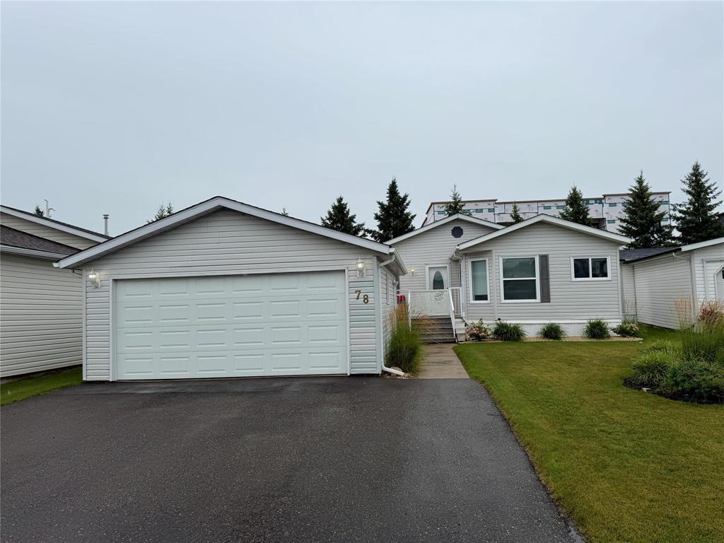 78 Goldfinch Crescent Property Photo 1