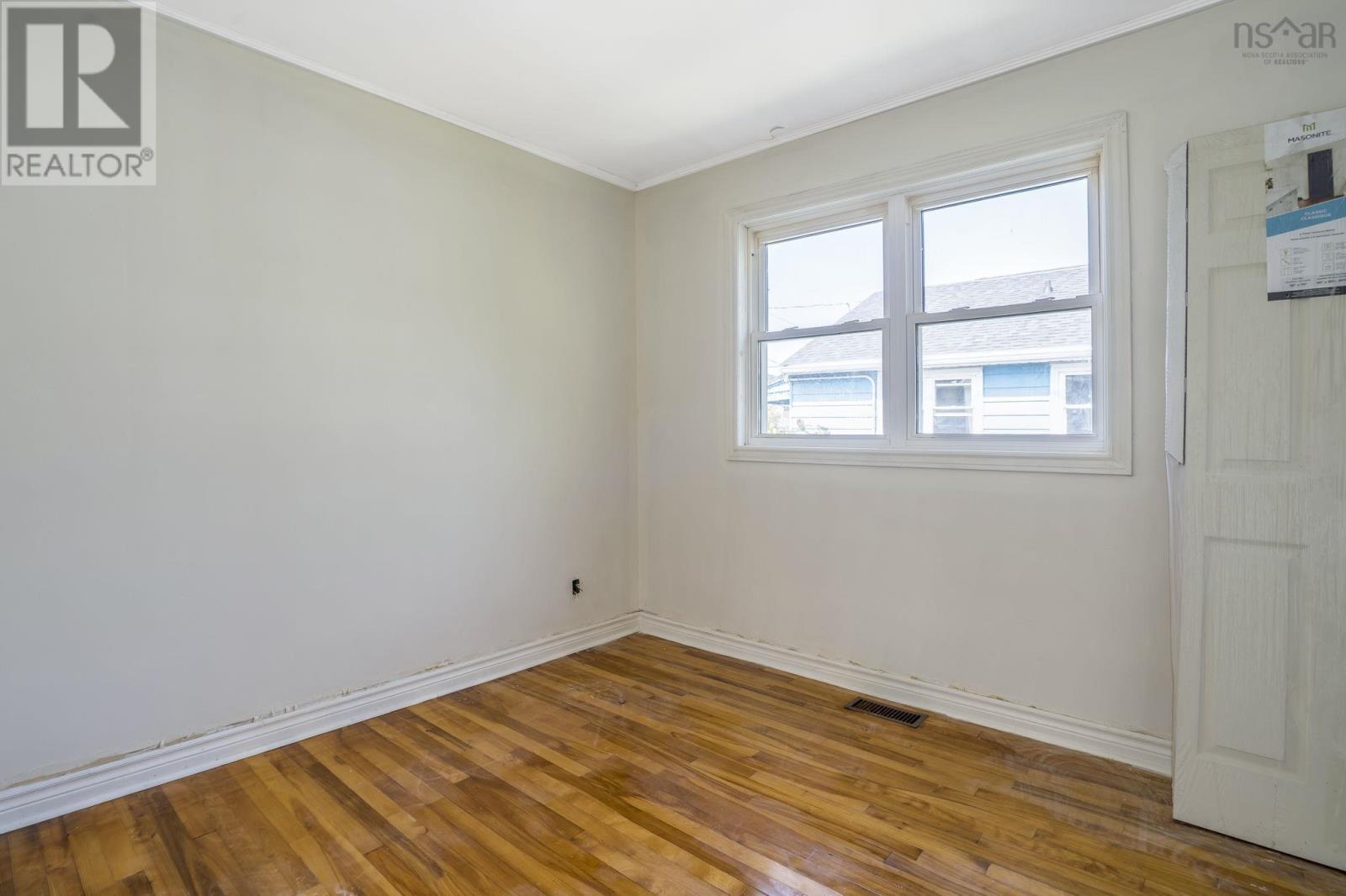 60 Thornhill Drive Property Photo 7