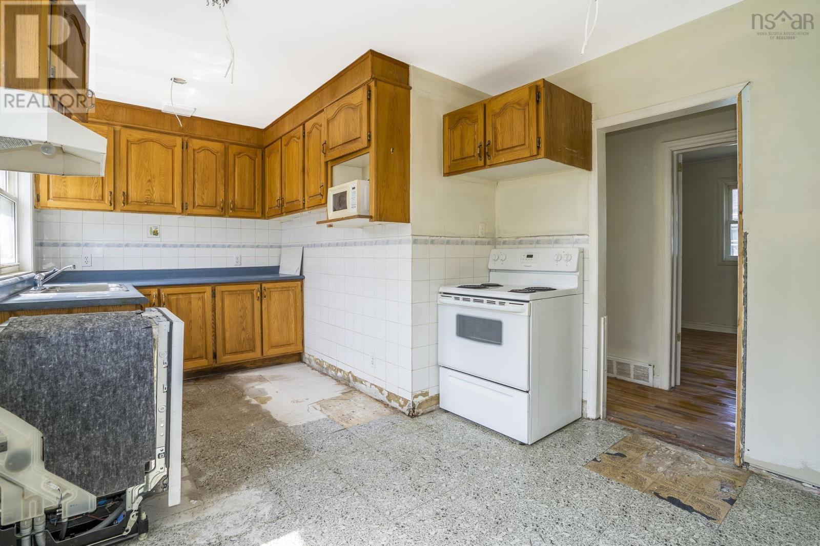 60 Thornhill Drive Property Photo 21