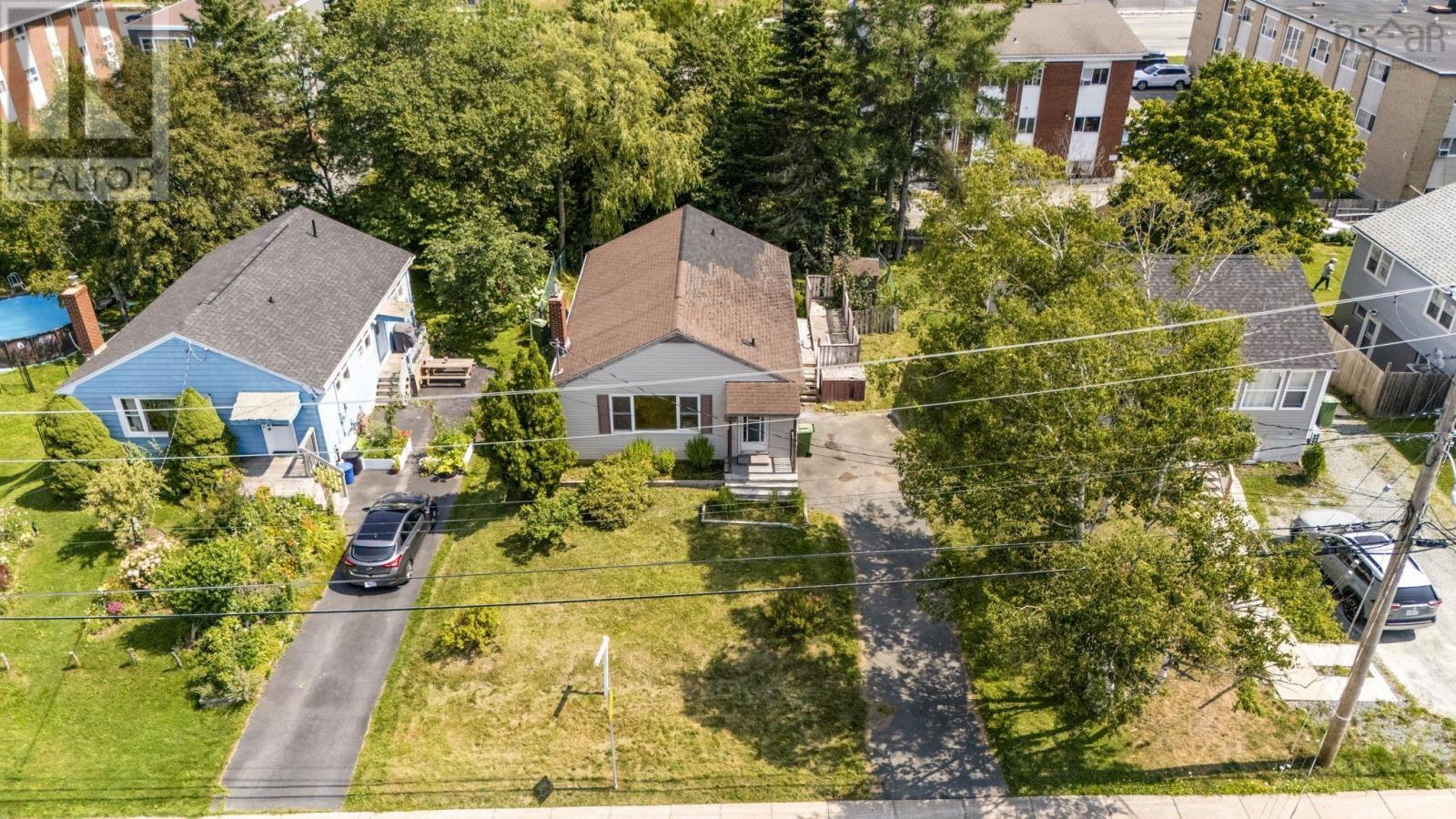60 Thornhill Drive Property Photo 34