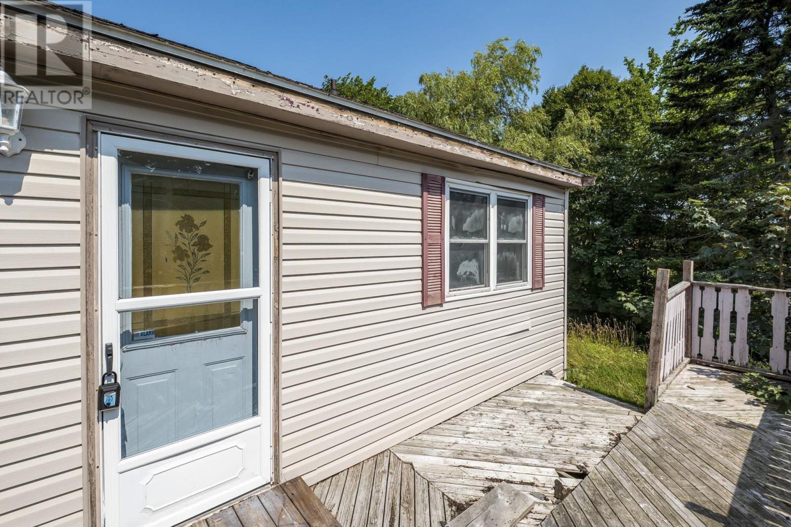 60 Thornhill Drive Property Photo 39