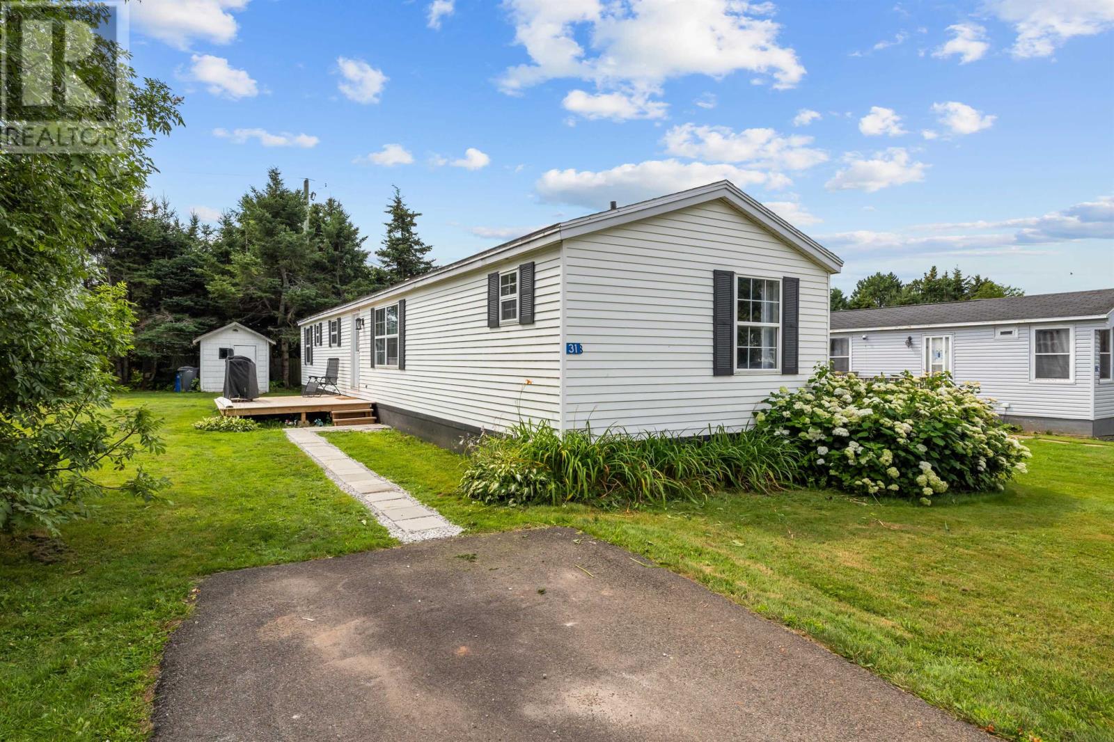 31 Amber Avenue Property Photo 1