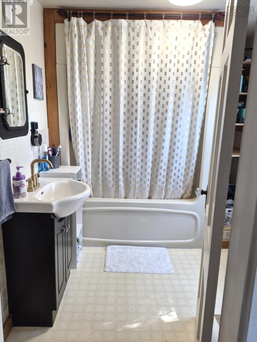 58 William Street Property Photo 14