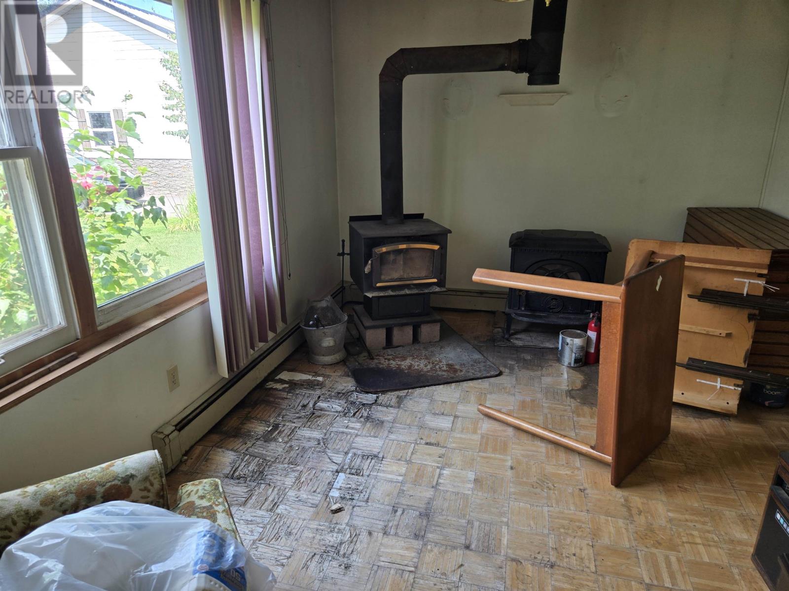 60 Dufferin Street Property Photo 19