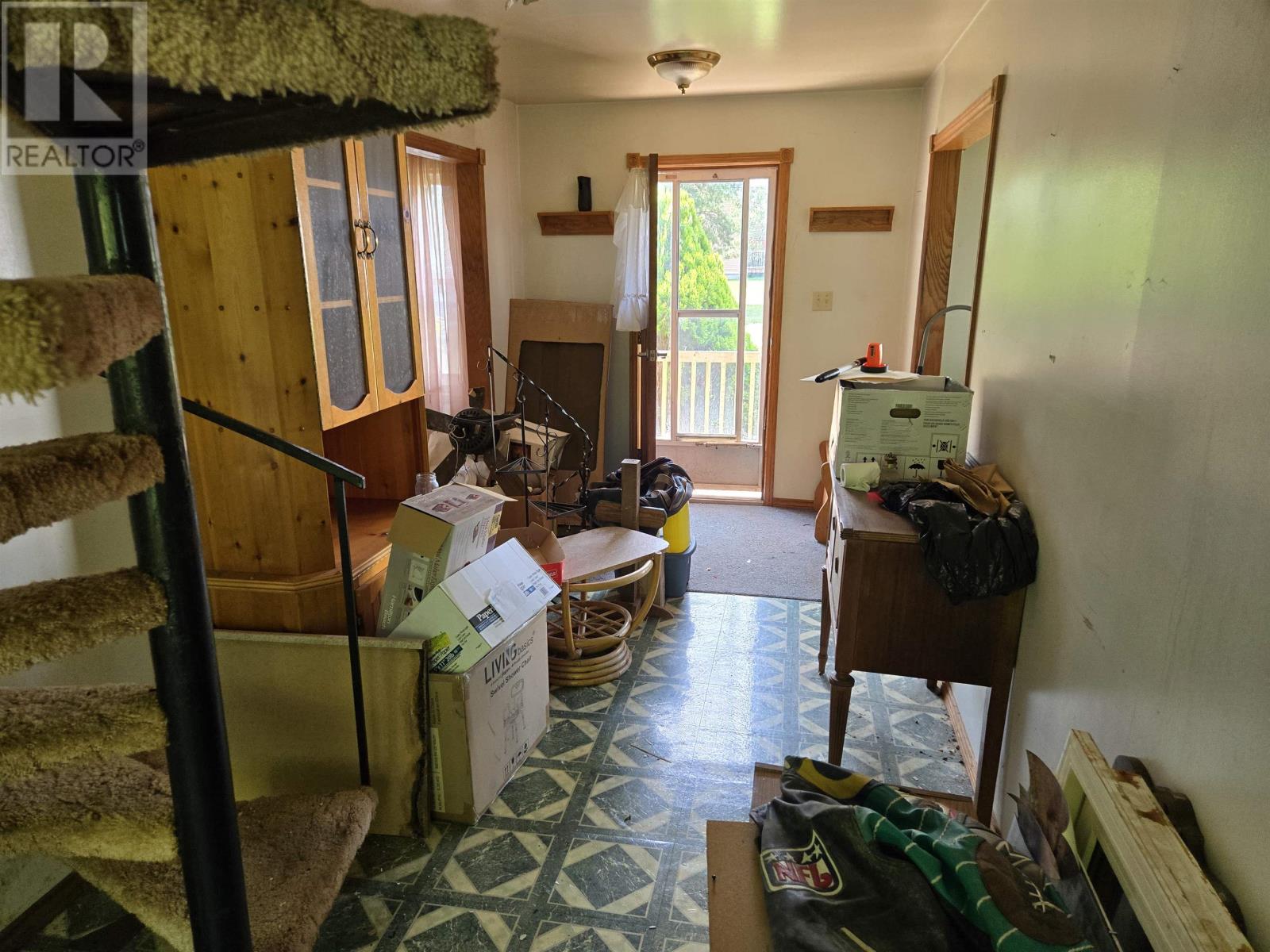 60 Dufferin Street Property Photo 36