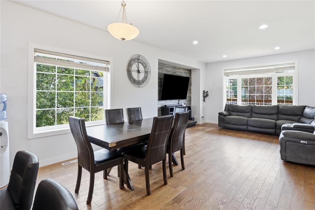 20 Oak Lane Property Photo 8