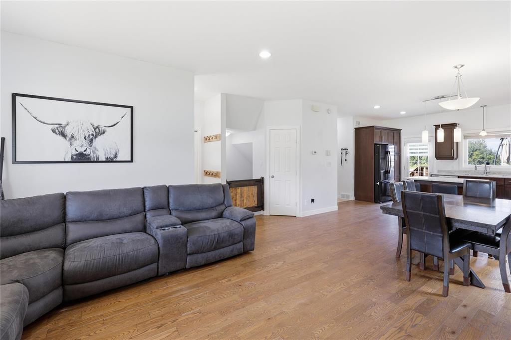 20 Oak Lane Property Photo 9