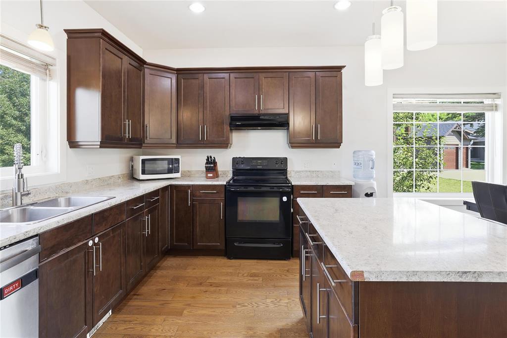 20 Oak Lane Property Photo 14