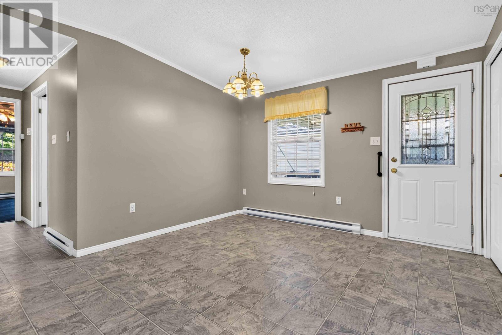 109 Sherbrooke Avenue Property Photo 8