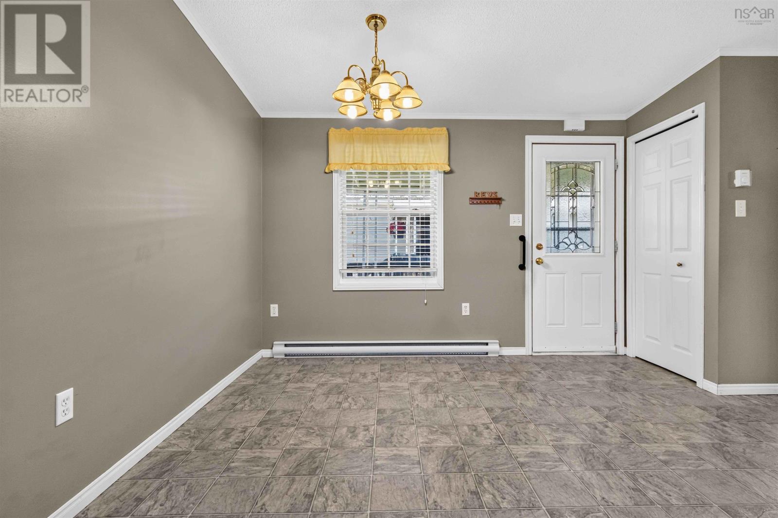 109 Sherbrooke Avenue Property Photo 9