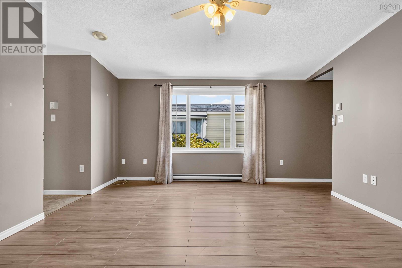 109 Sherbrooke Avenue Property Photo 25