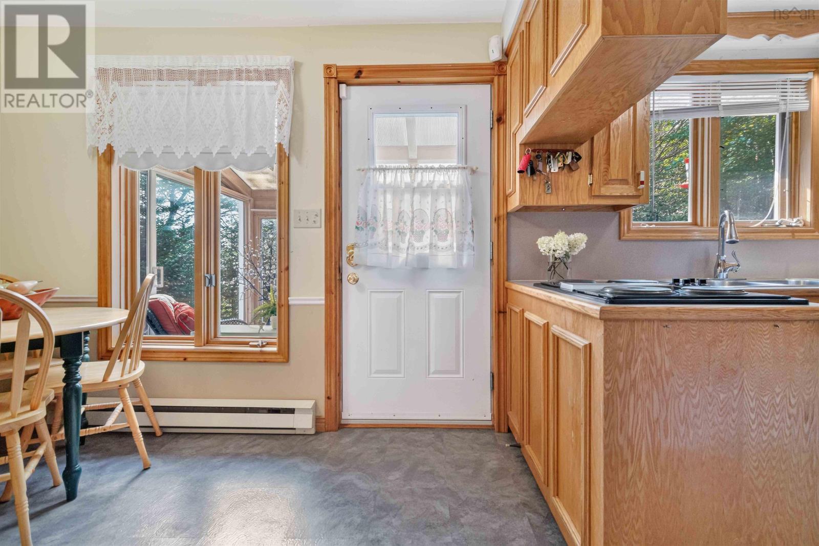 1558 Highway 329 Property Photo 14