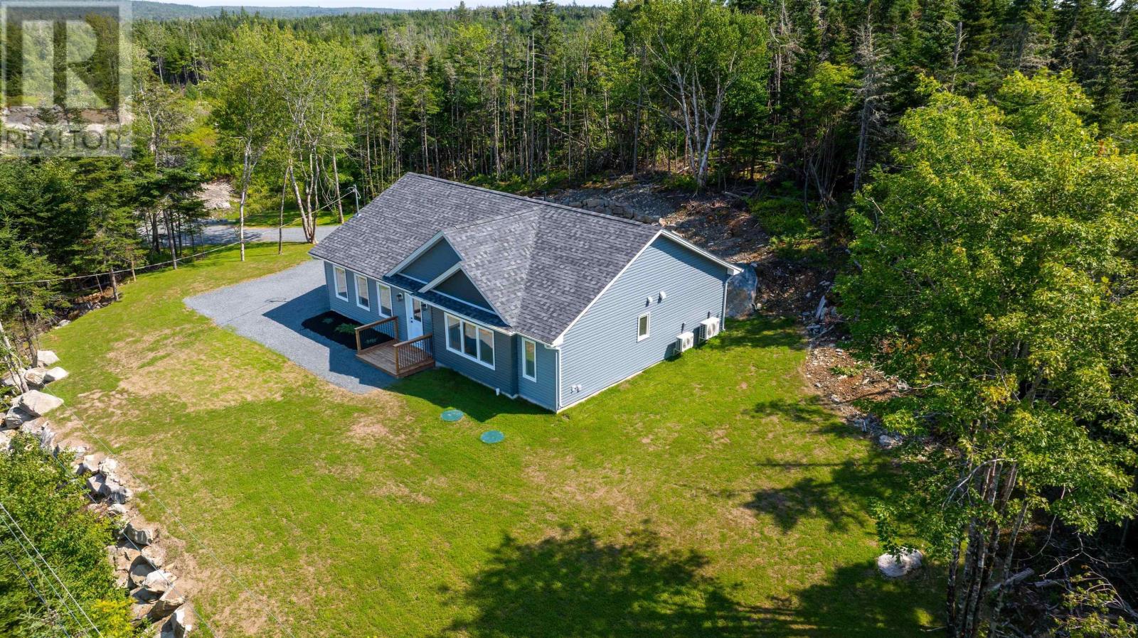 10546 Highway 7 Highway Property Photo 4